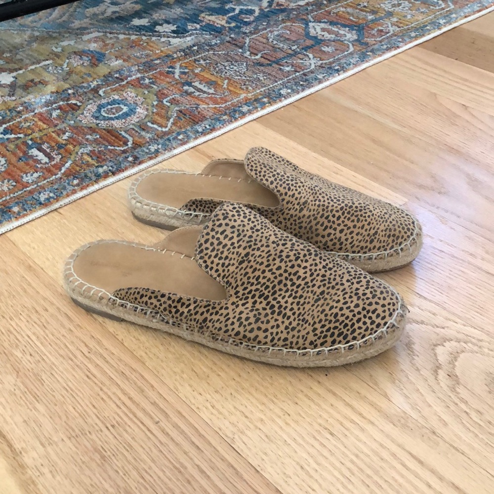 Universal Thread Leopard Print Slip-on Espeadrille
